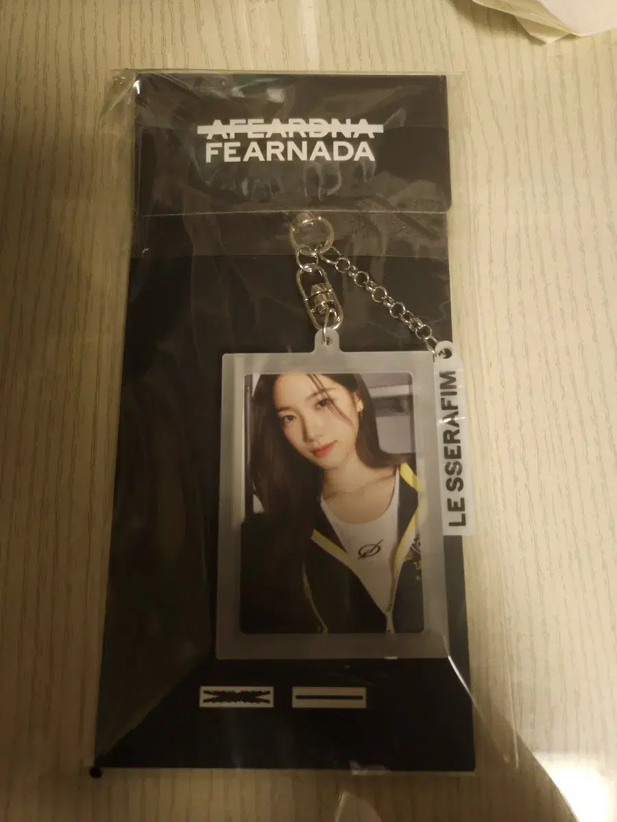 르세라핌 2023 fearnada s/s 컨셉  카즈하 키링